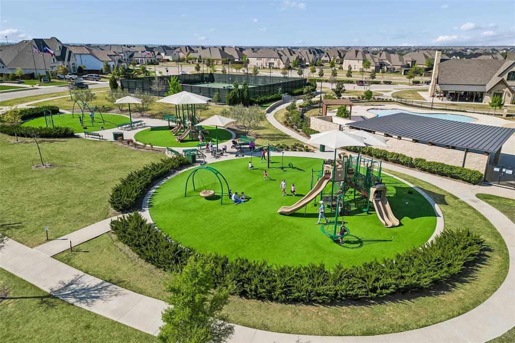 Star Trail Ph Nine - Residential