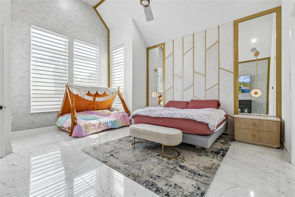 Star Trail Ph Nine - Residential