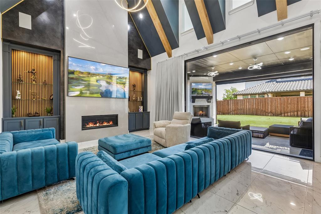 Star Trail Ph Nine - Residential