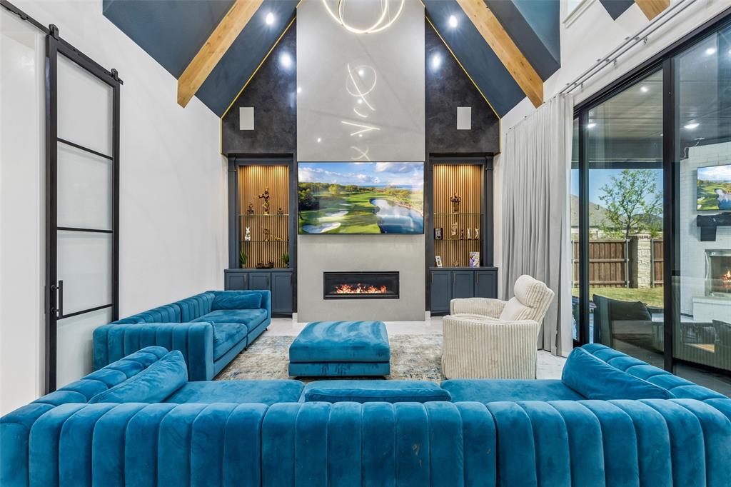 Star Trail Ph Nine - Residential