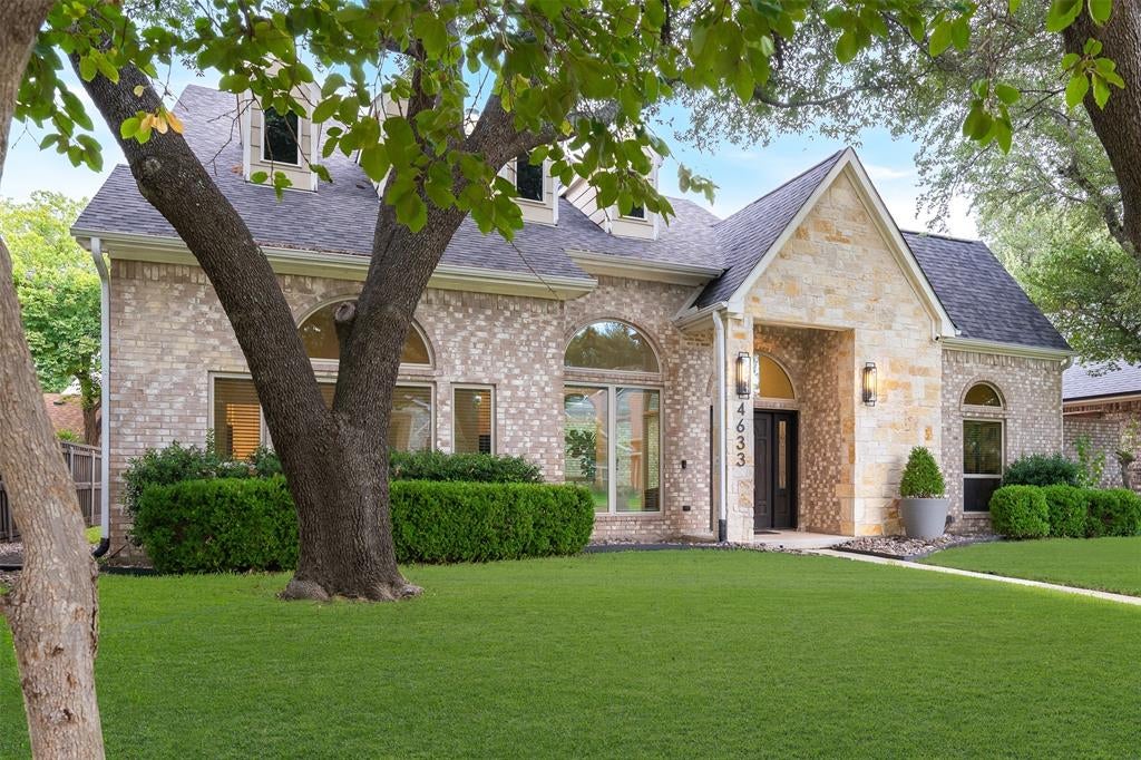 4633 Portrait Lane