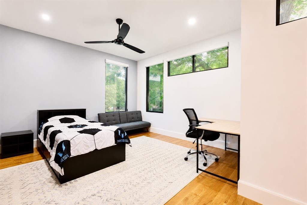 Crest Haven Place - Residential