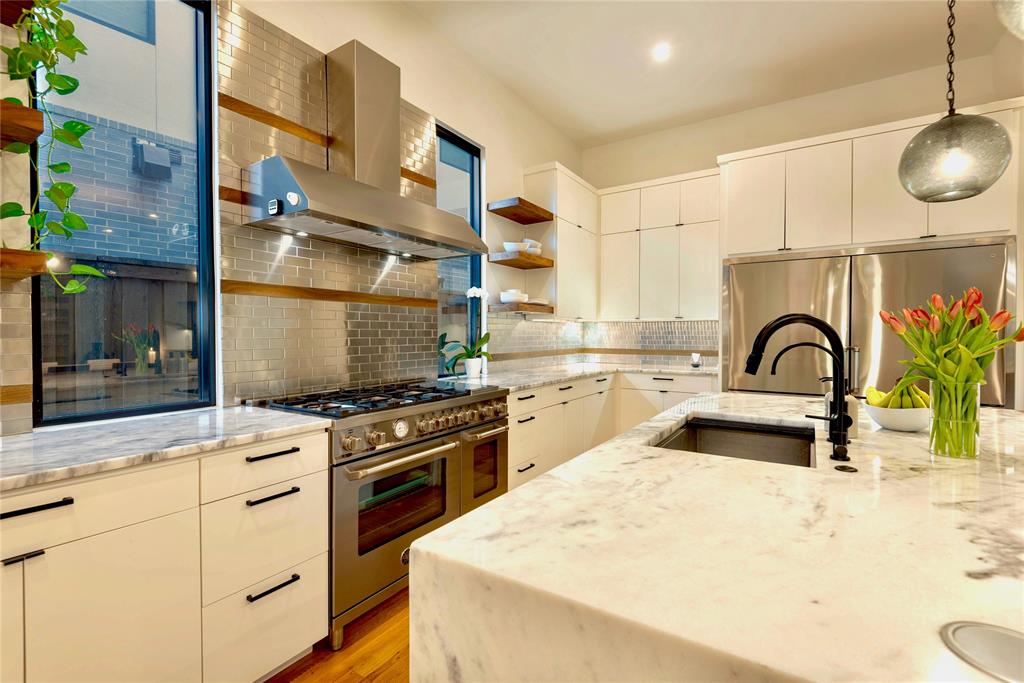 Crest Haven Place - Residential