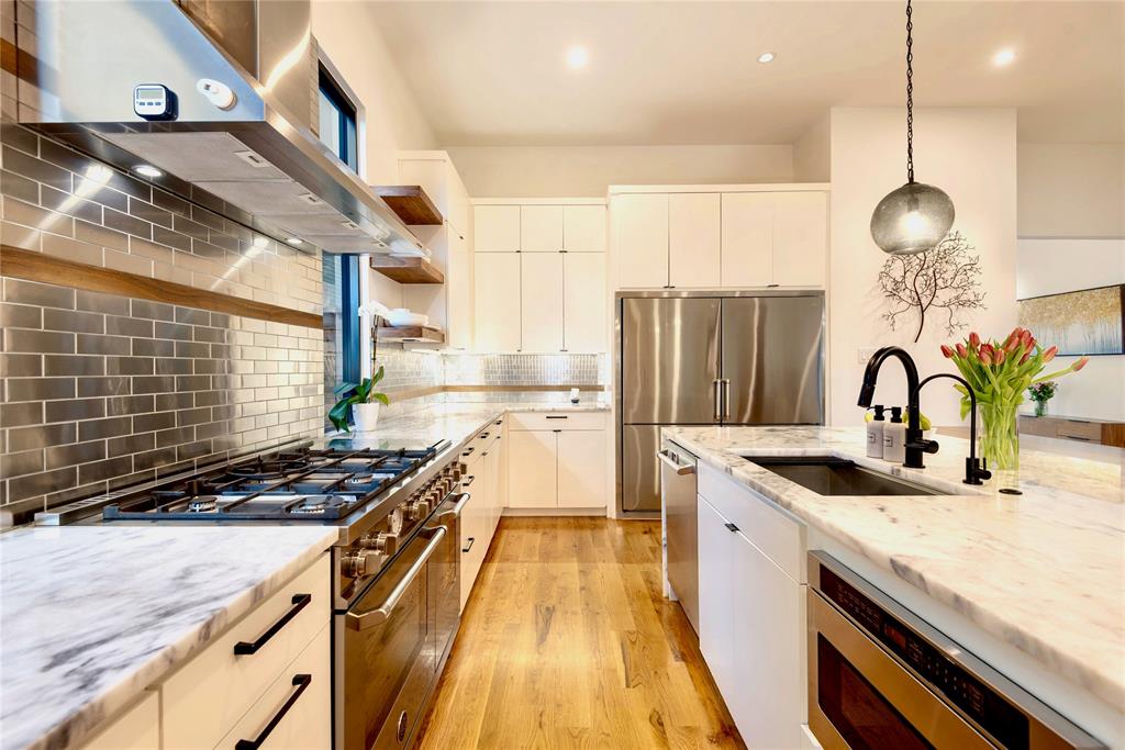 Crest Haven Place - Residential