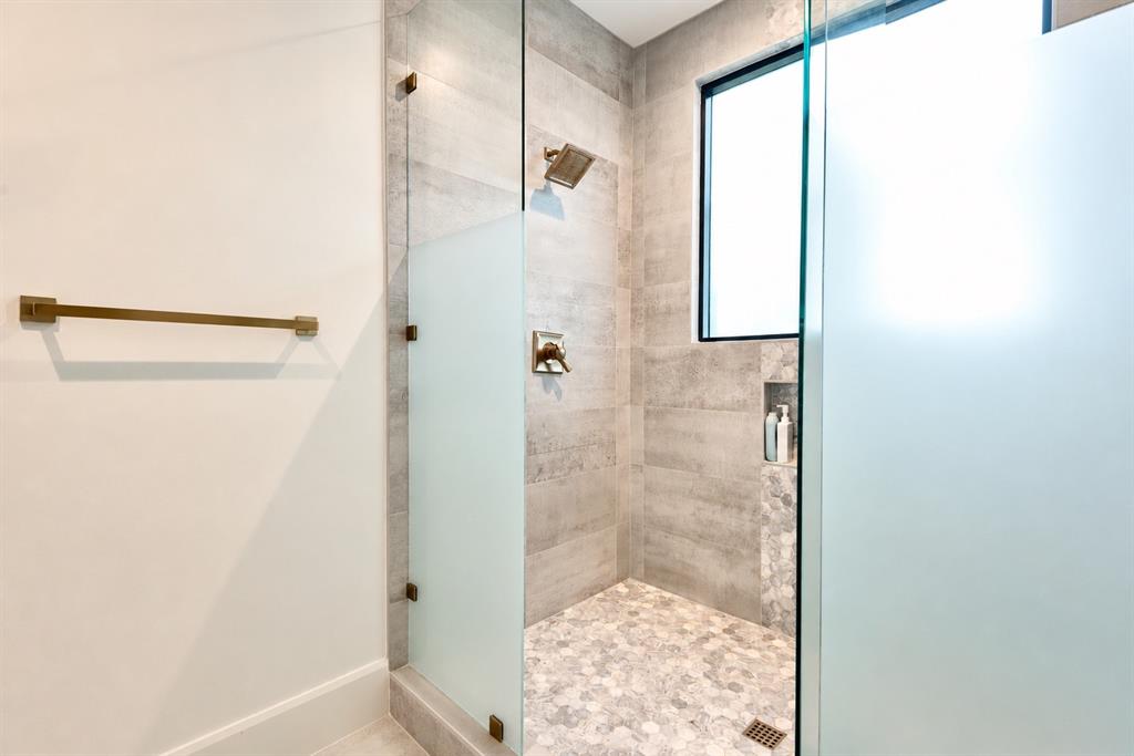 Crest Haven Place - Residential