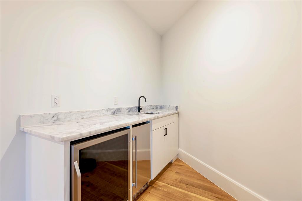 Crest Haven Place - Residential