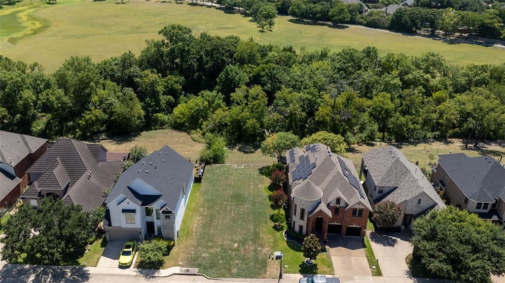916 Saint George Place