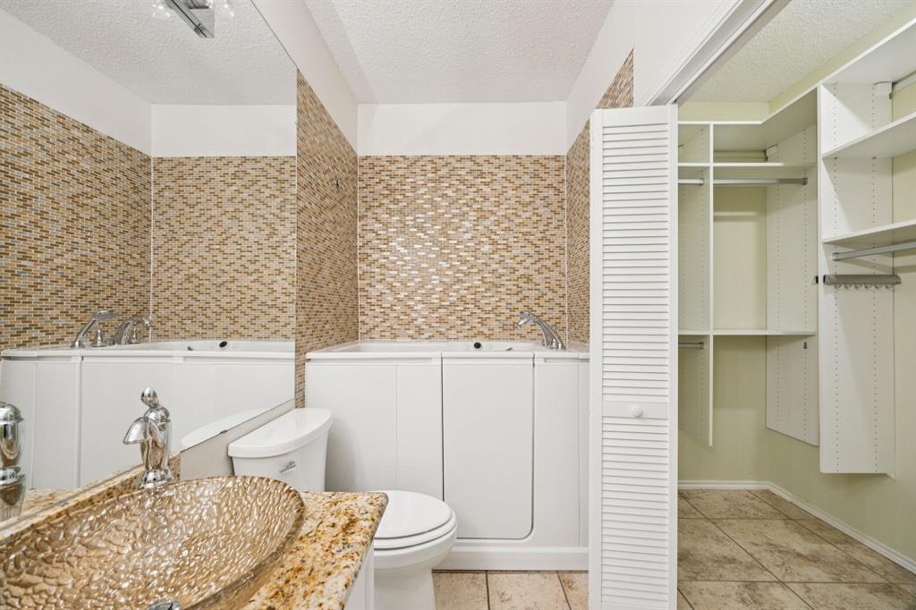 Keller Spgs Condos - Residential