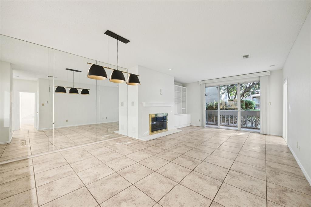 Keller Spgs Condos - Residential