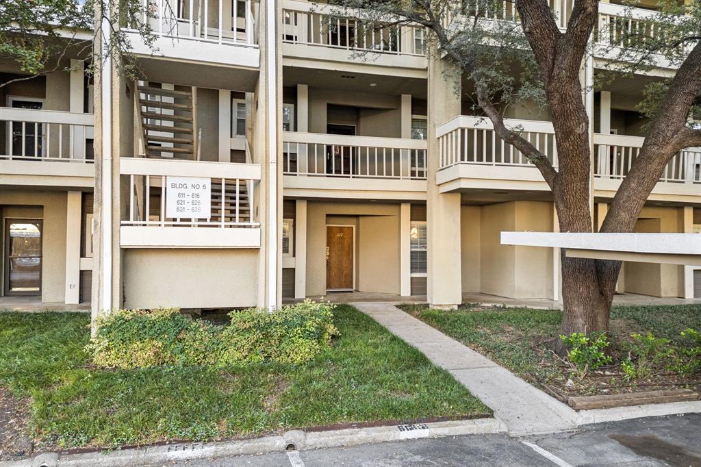 Keller Spgs Condos - Residential