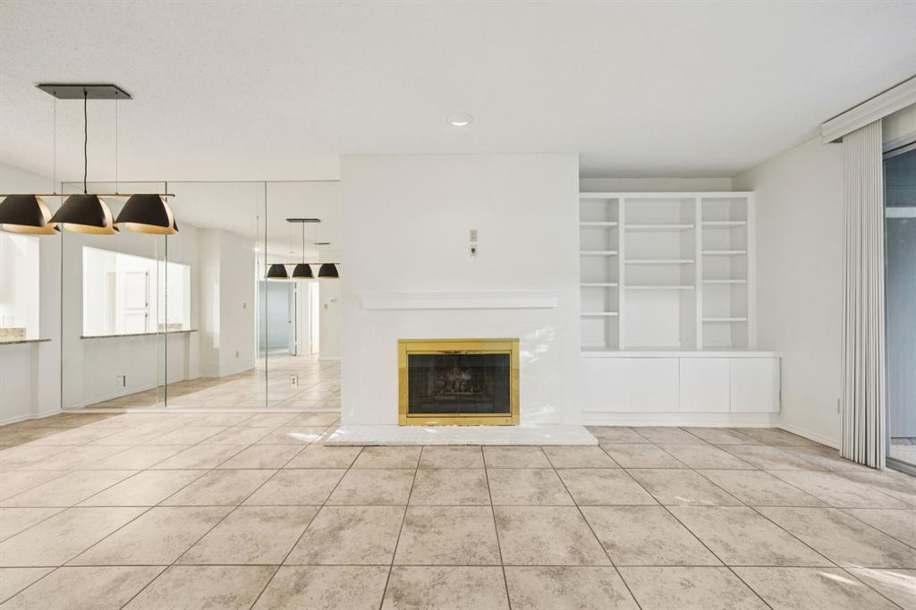 Keller Spgs Condos - Residential