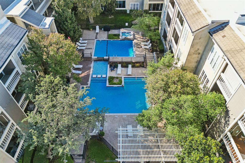 Keller Spgs Condos - Residential