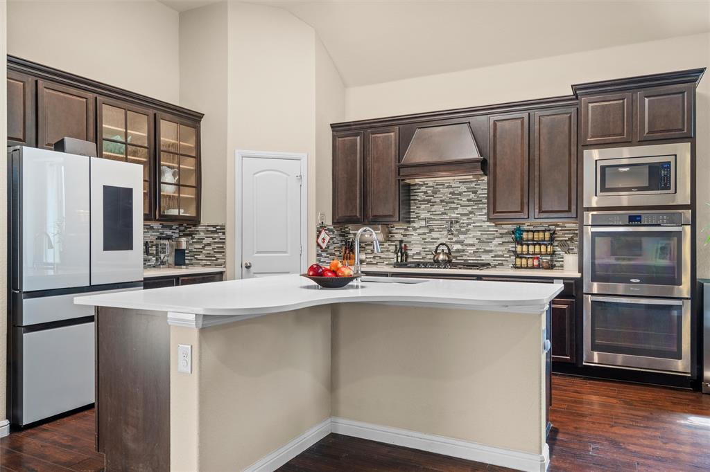 920 Goldenmist Drive