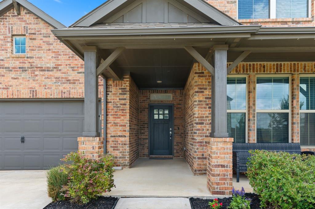 3324 Peacock Lane