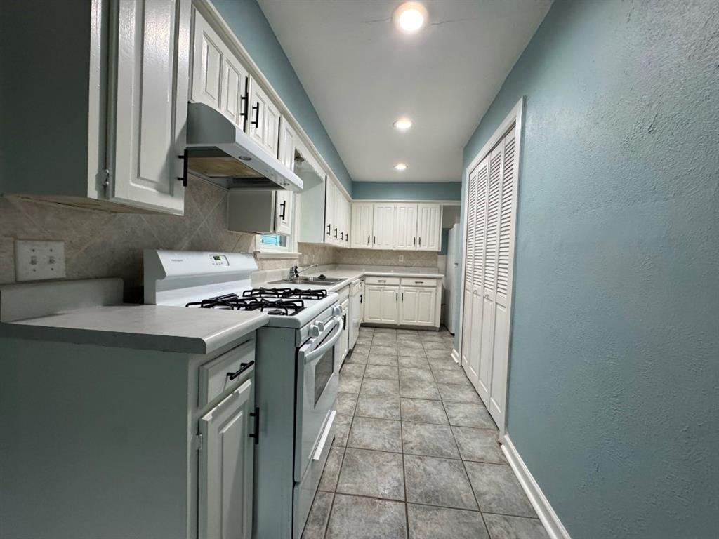 Arneson Sub - Residential Lease