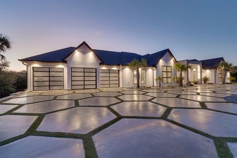 Tiny photo for 10039 Crestridge Drive, Whitney, TX 76692 (MLS # 21141386)