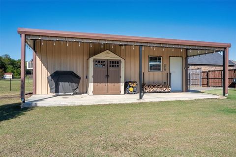 A home in Lavon