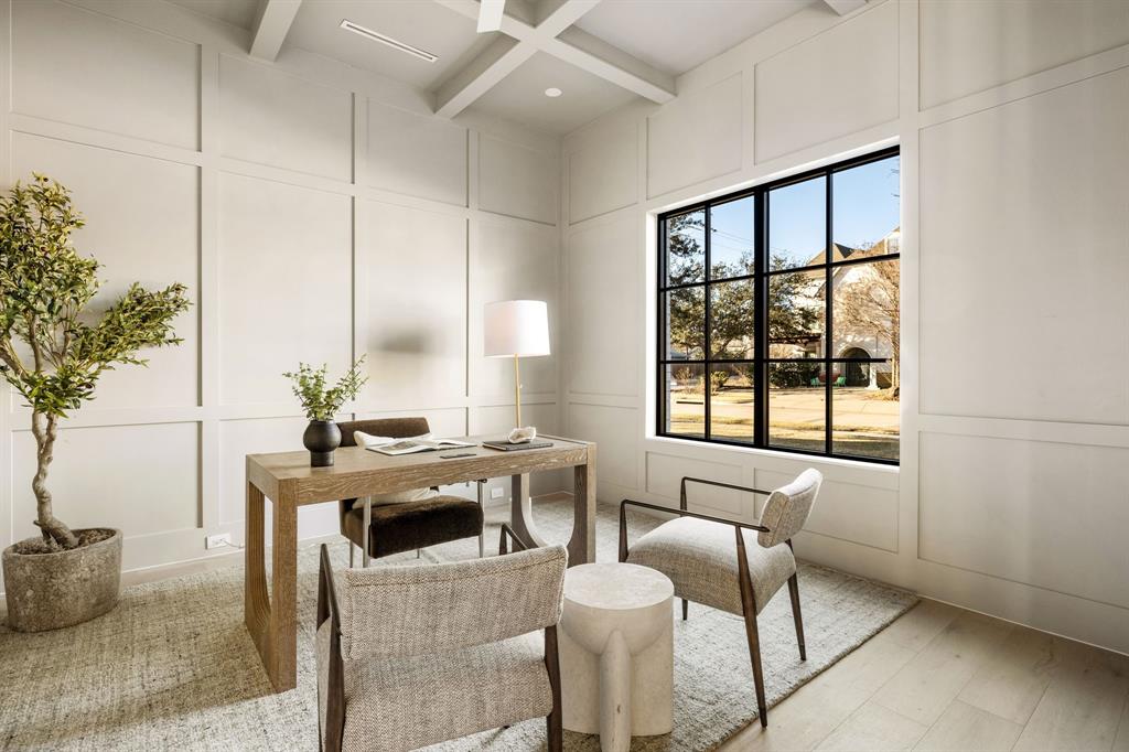 5706 Stanford Avenue