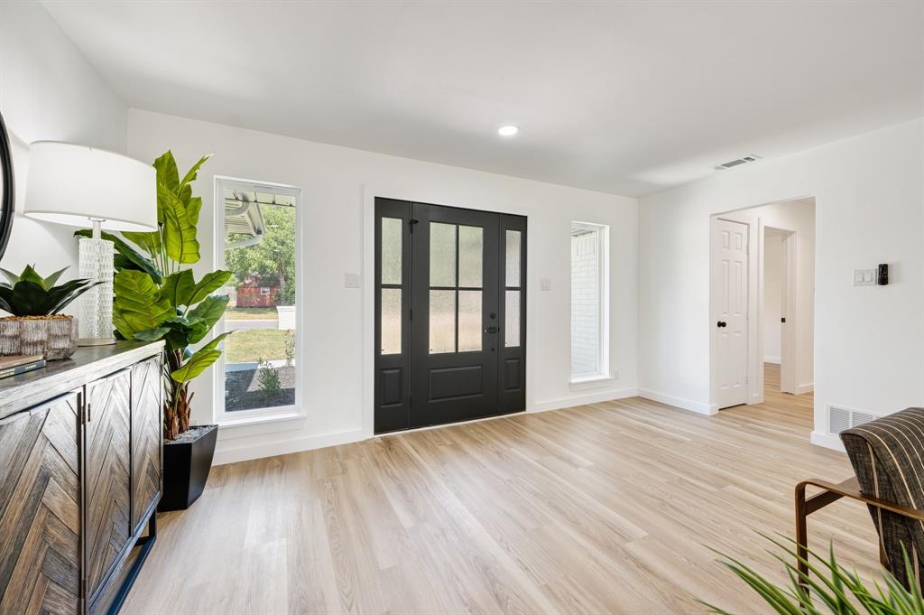 604 Simpson Terrace