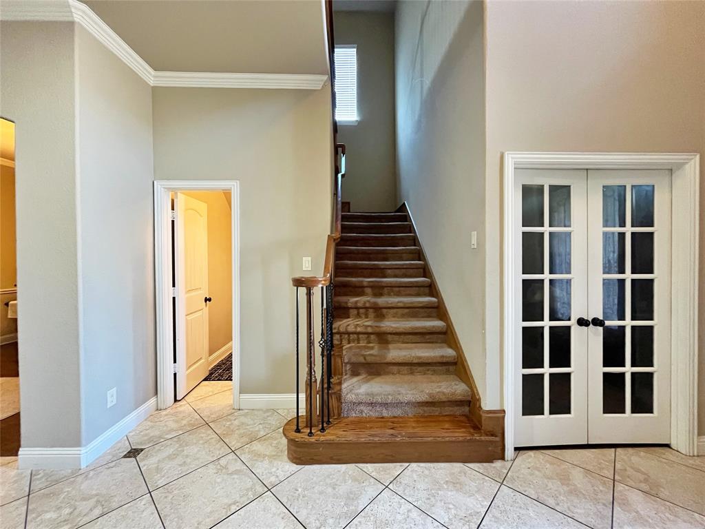 2204 Bent Creek Court