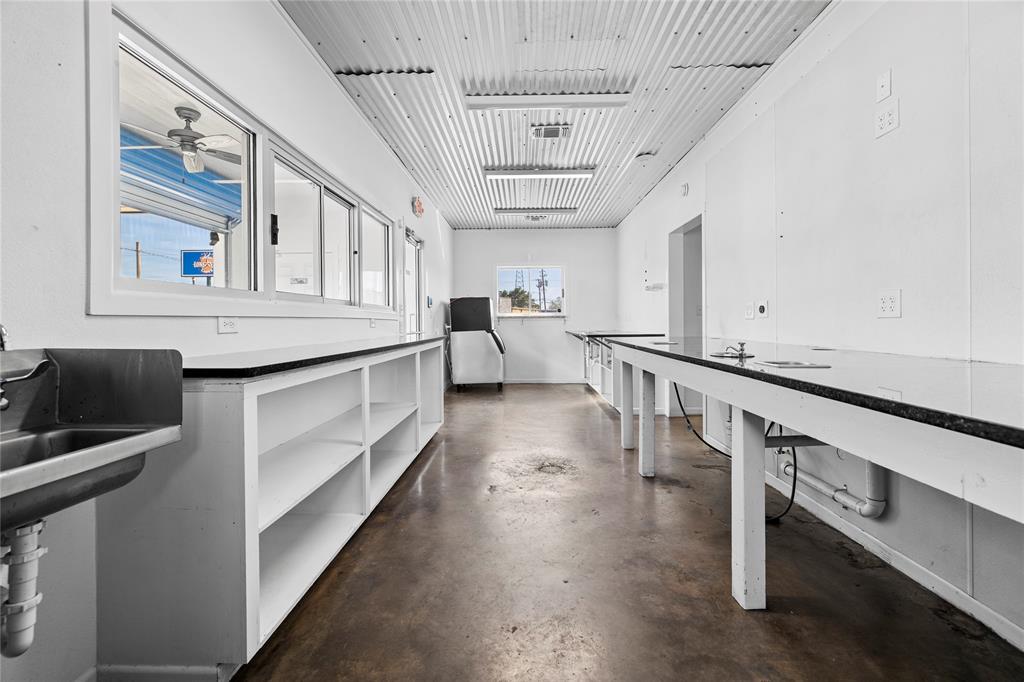 207 N Henderso Boulevard