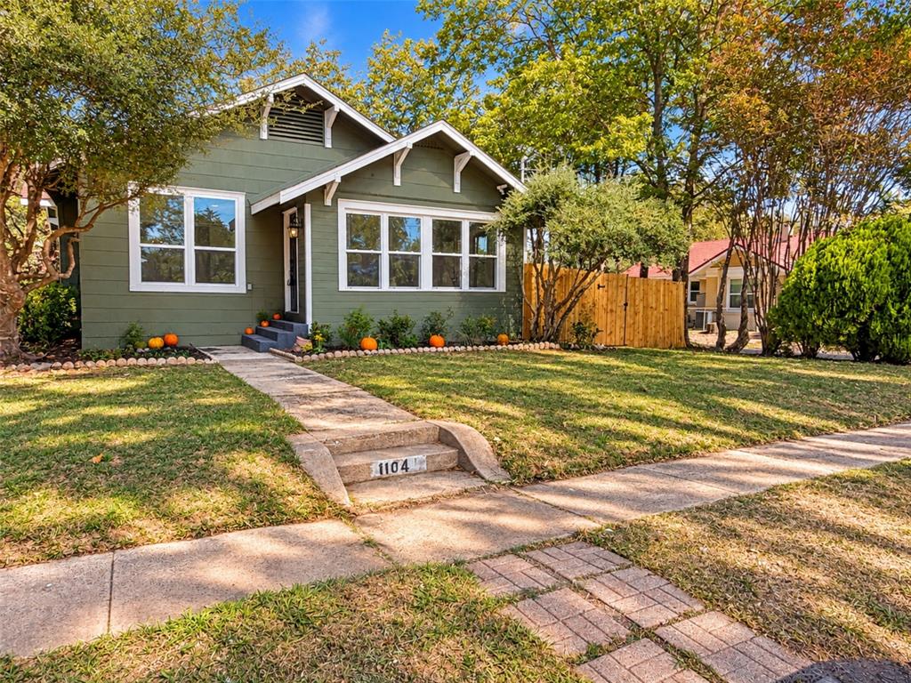 Photo of 1104 Park Street, Greenville, TX 75401 (MLS # 21420173)