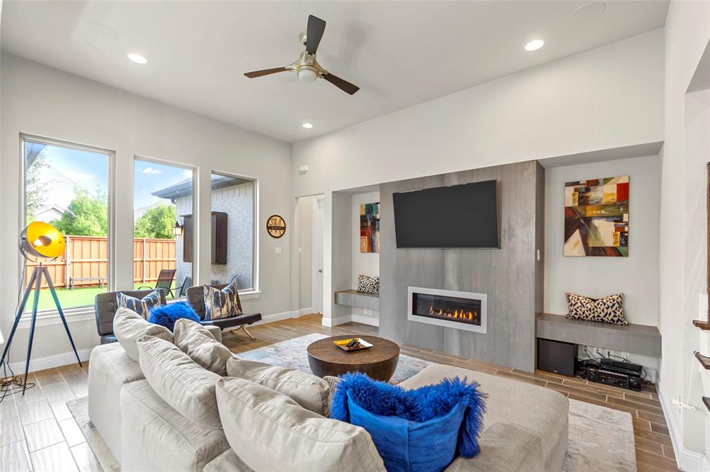 7017 St George S Drive