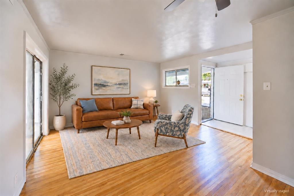 2116 Marilyn Lane