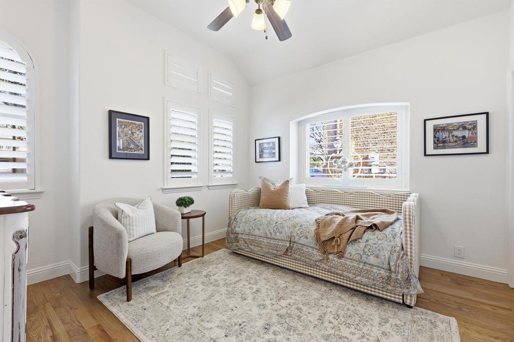 960 Woodstream Drive