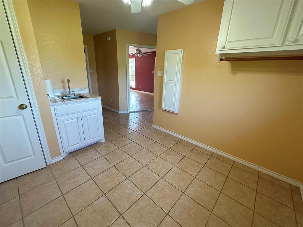 J E White Surv Abs #610 - Residential