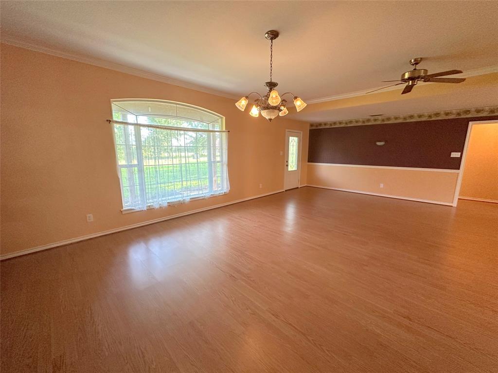 J E White Surv Abs #610 - Residential