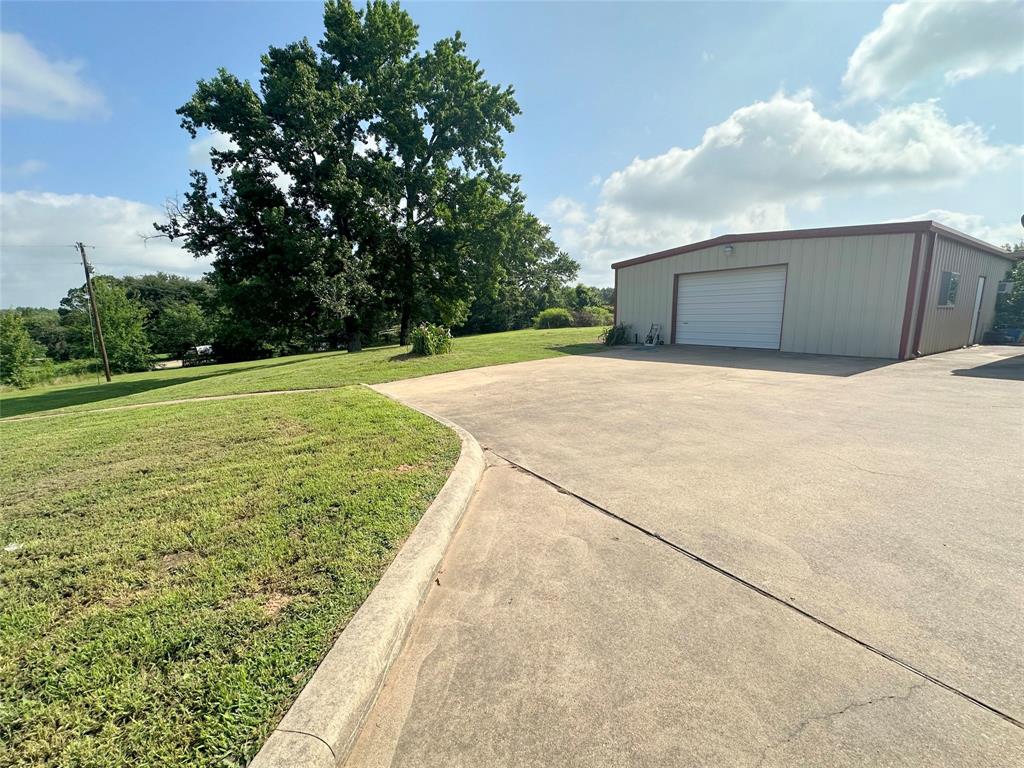 J E White Surv Abs #610 - Residential