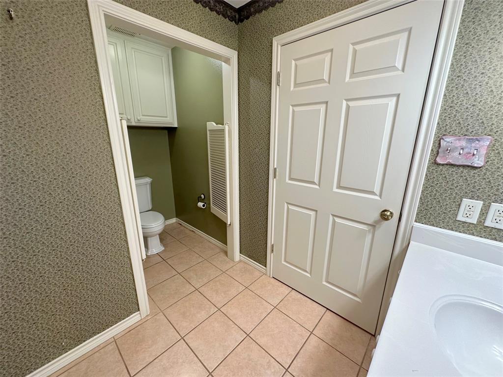 J E White Surv Abs #610 - Residential