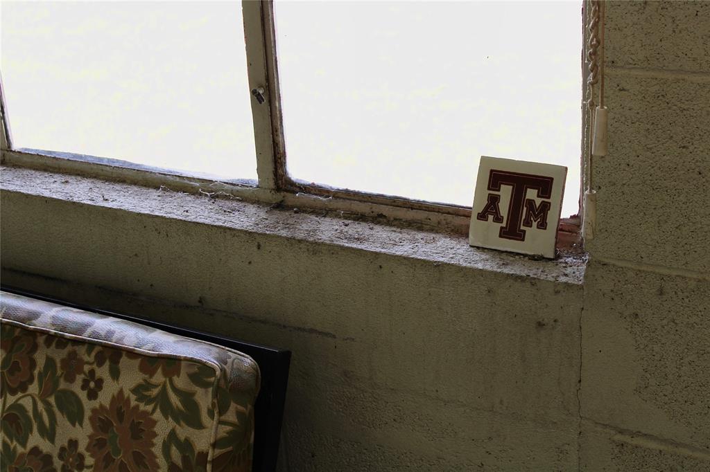 Par Co West Loop - Commercial Sale