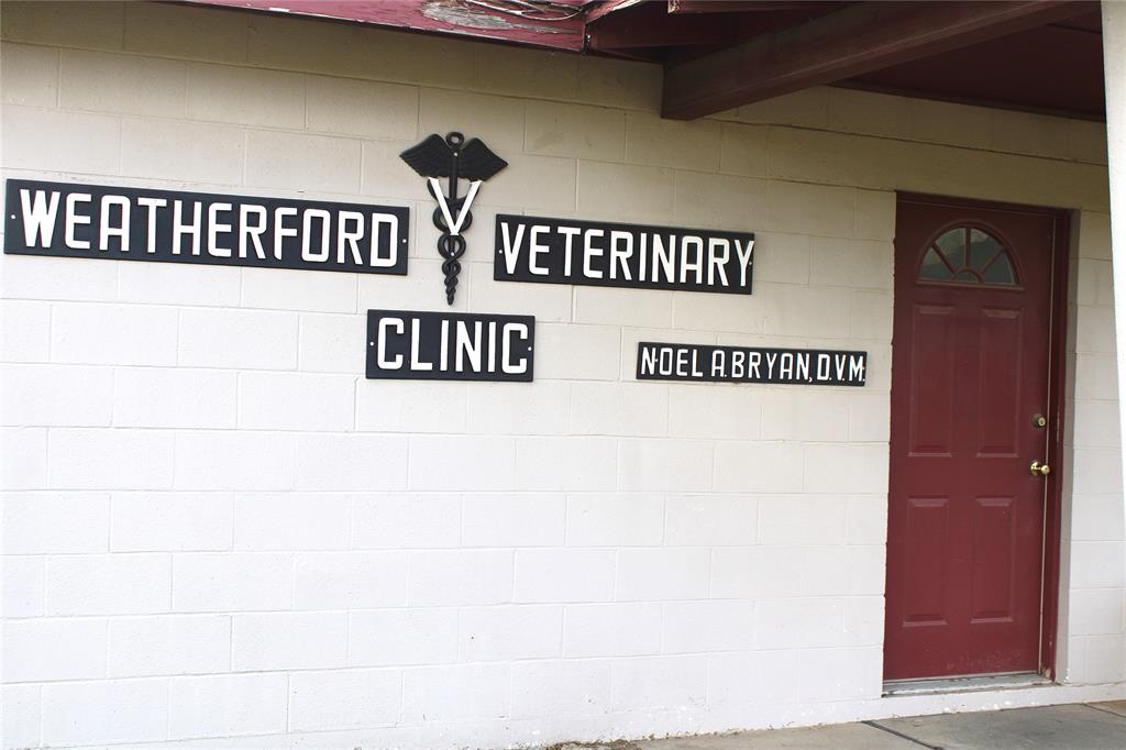 Par Co West Loop - Commercial Sale