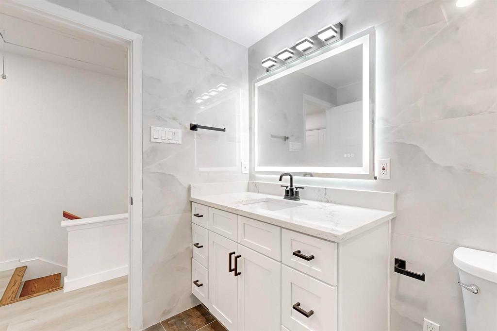 Holland Ave Condo 4015-4025 - Residential