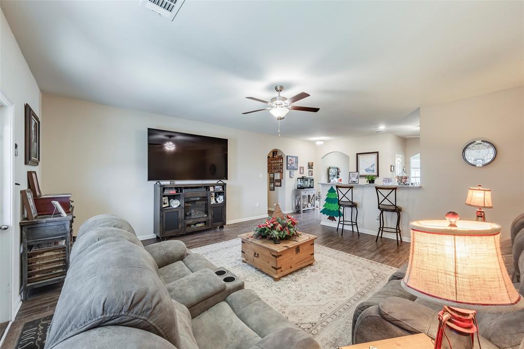 Crowley, Texas 76036, United States, 3 Bedrooms Bedrooms, ,2 BathroomsBathrooms,Residential,Active,247393