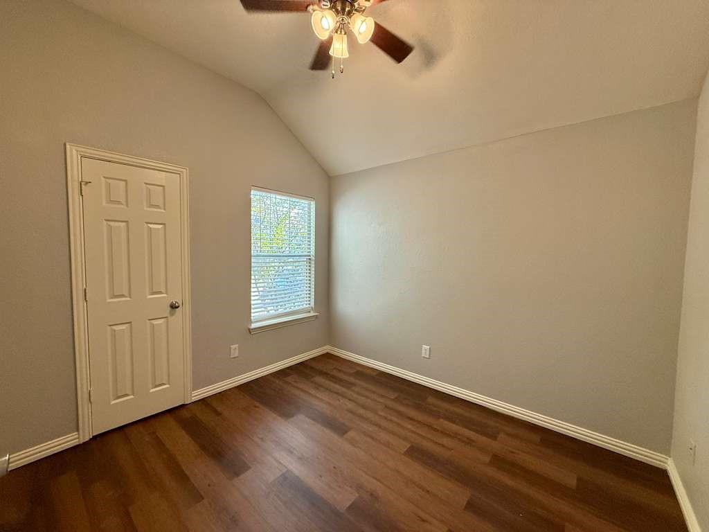 1219 Stratford Drive