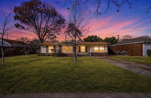 Photo of 1745 Hilltop Drive, Garland, TX 75042 (MLS # 21224885)