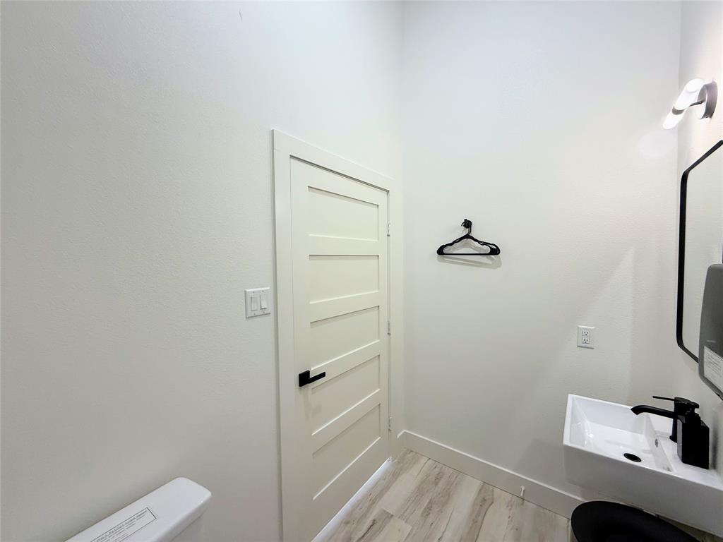 Ducharme - Honey Creek Venues Add - Commercial Sale