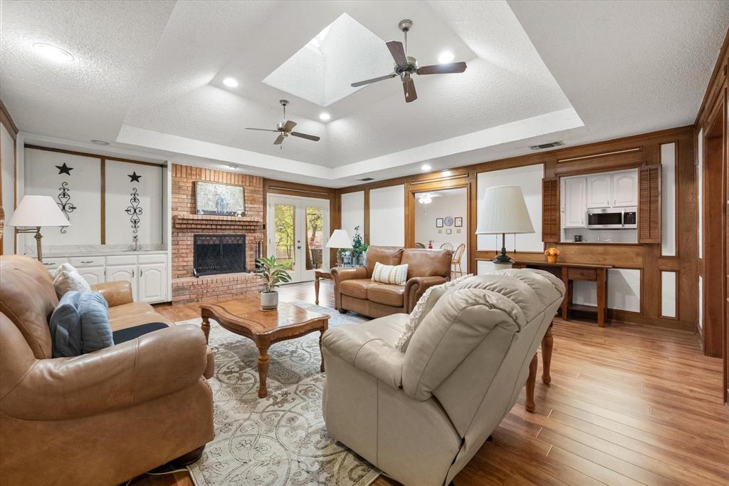 Mc Kamy Oaks Add - Residential