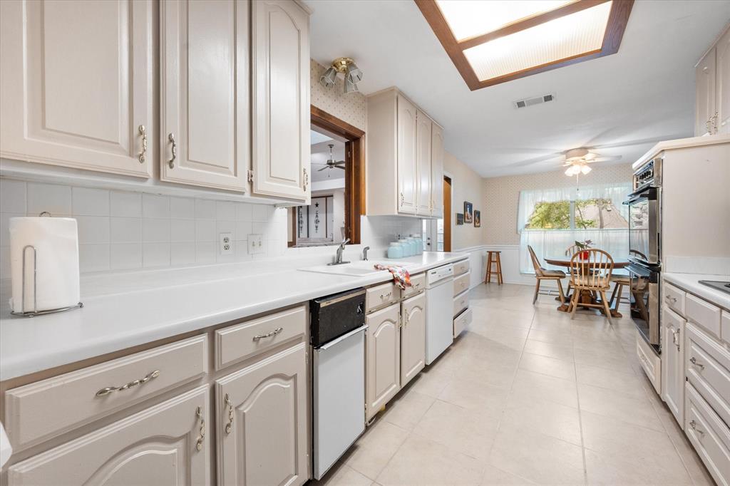 Mc Kamy Oaks Add - Residential