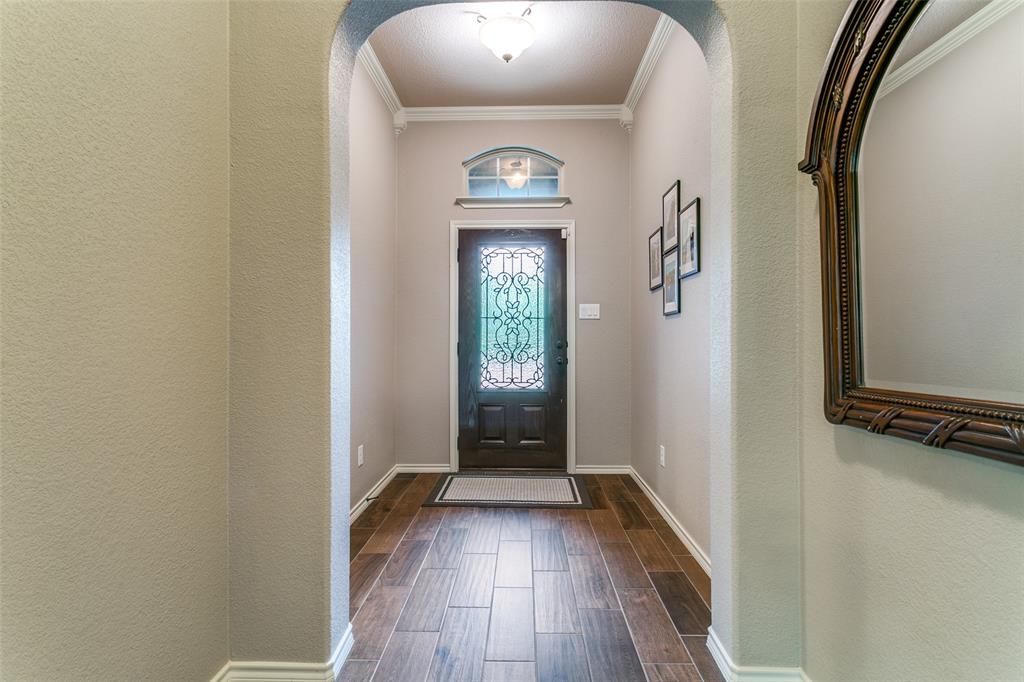 Photo of 2100 Sierra Pelada Drive, Fort Worth, TX 76131 (MLS # 21253263)