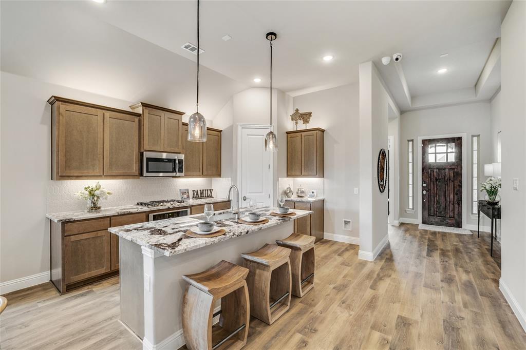 1112 Sunbeam Cove