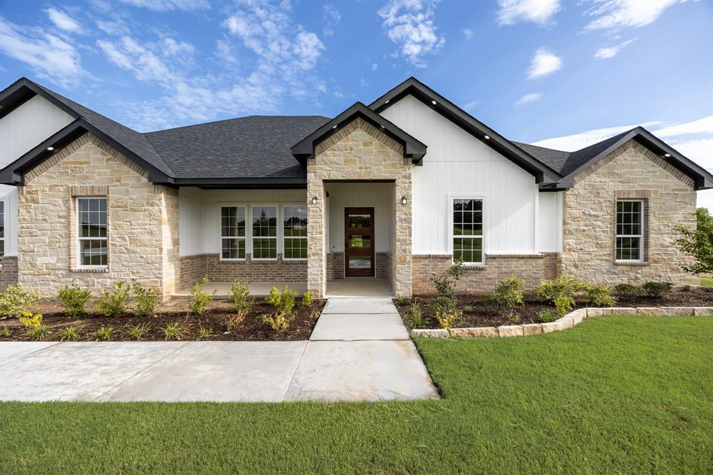 4651 Grand View Drive