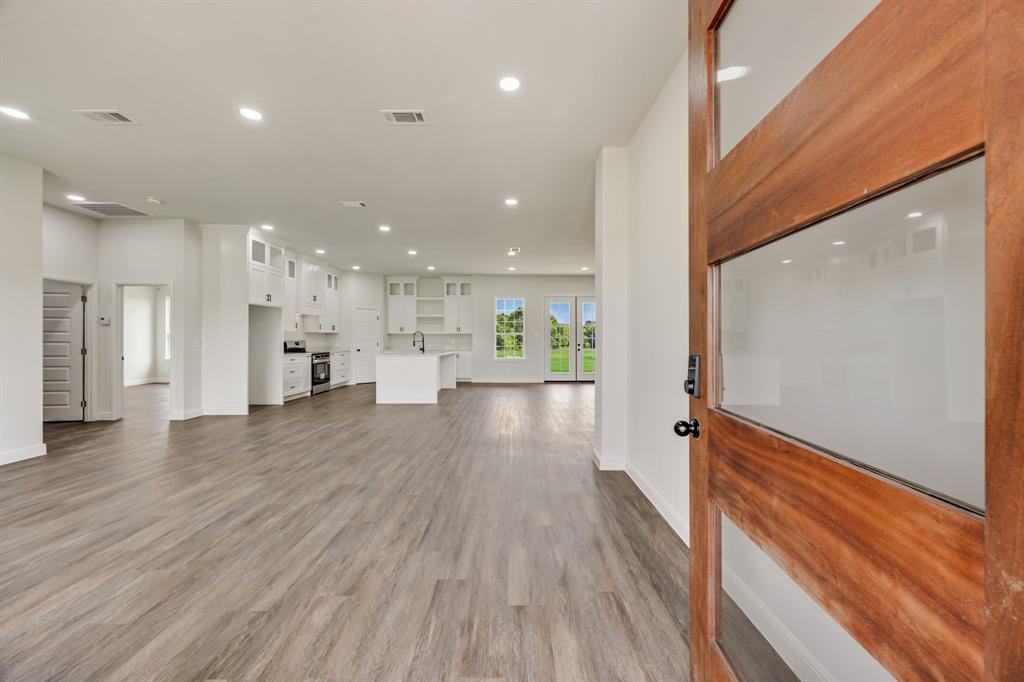 4651 Grand View Drive