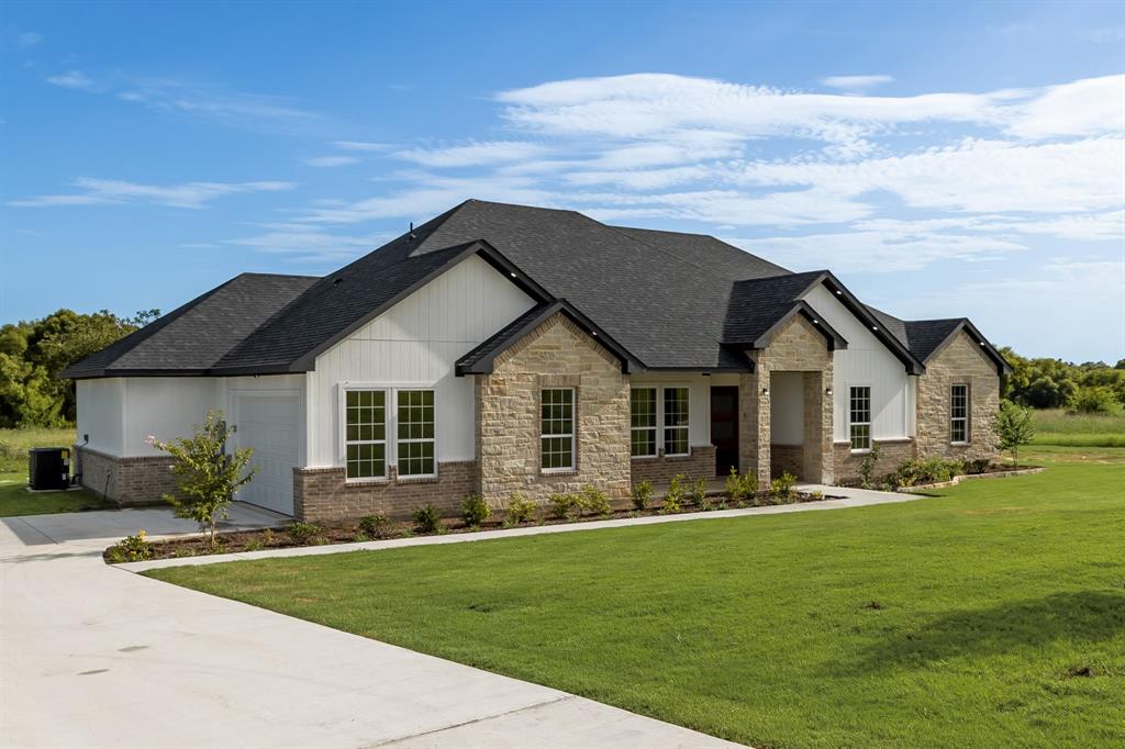 4651 Grand View Drive