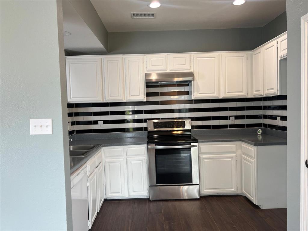 Meadow Creek 04 - Residential