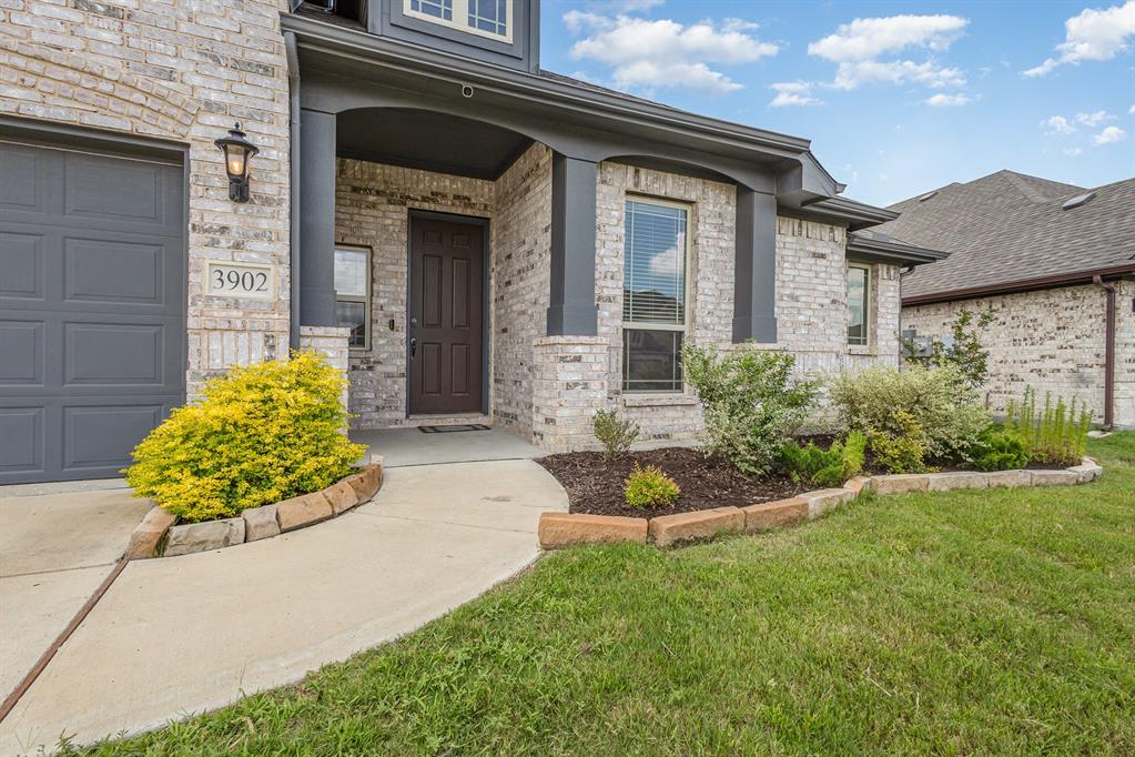 3902 Holly Springs Lane