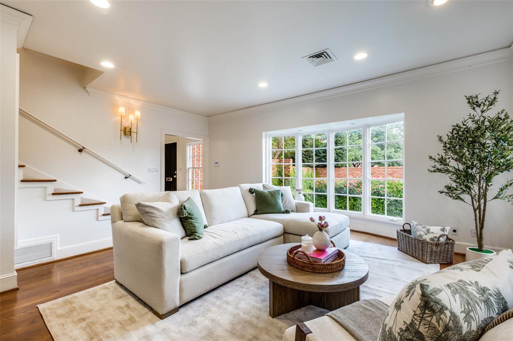 3400 Shenandoah Street